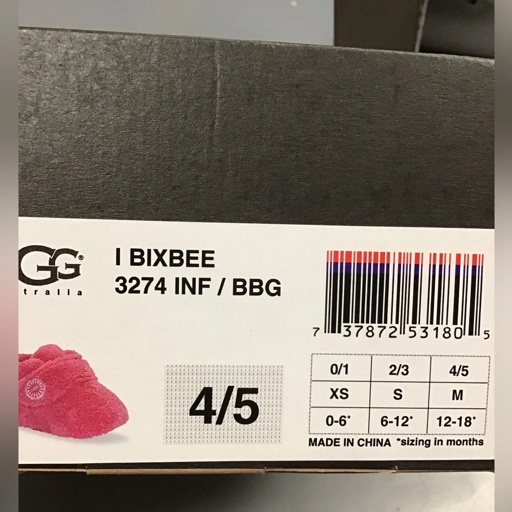 Ugg Bixbee bubble gum size 4/5 Pink Fuzzy Baby Slippers
